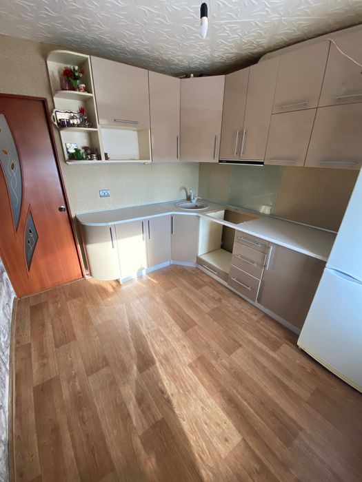 Продам кухню б/у