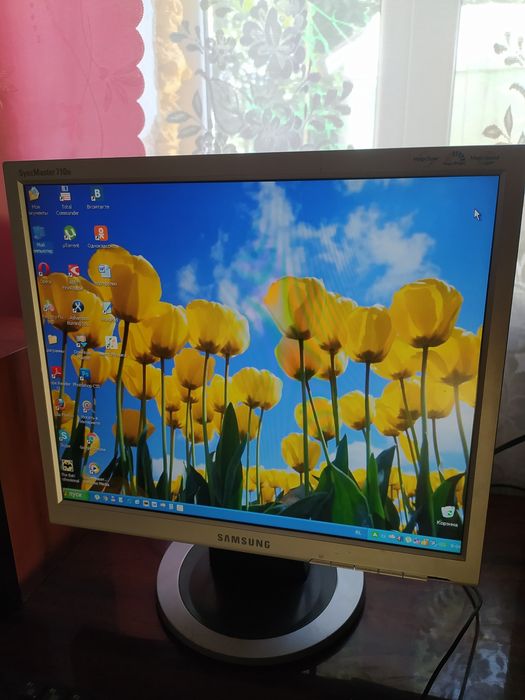 Продам монитор Самсунг