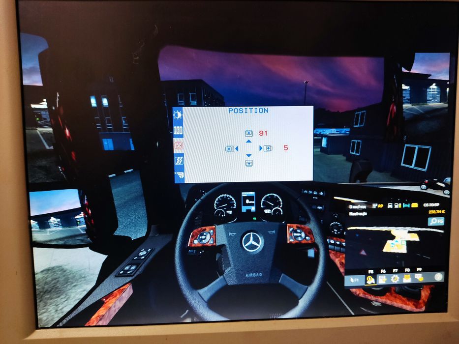 Монітор Sony sdm-hs74p 
Lg Flatron 575le