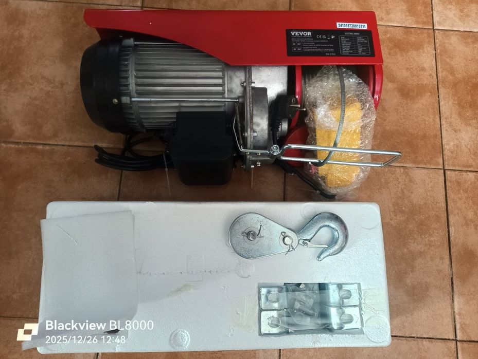 Guincho de 1 TON novo com garantia 220v