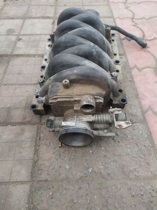 Випускний колектор бмв м60