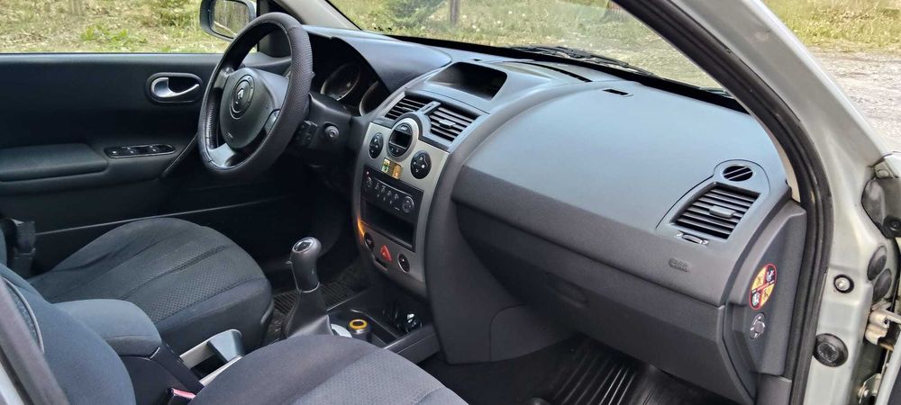 Renault Megan II Kombi 1,6 BENZYNA 115KM