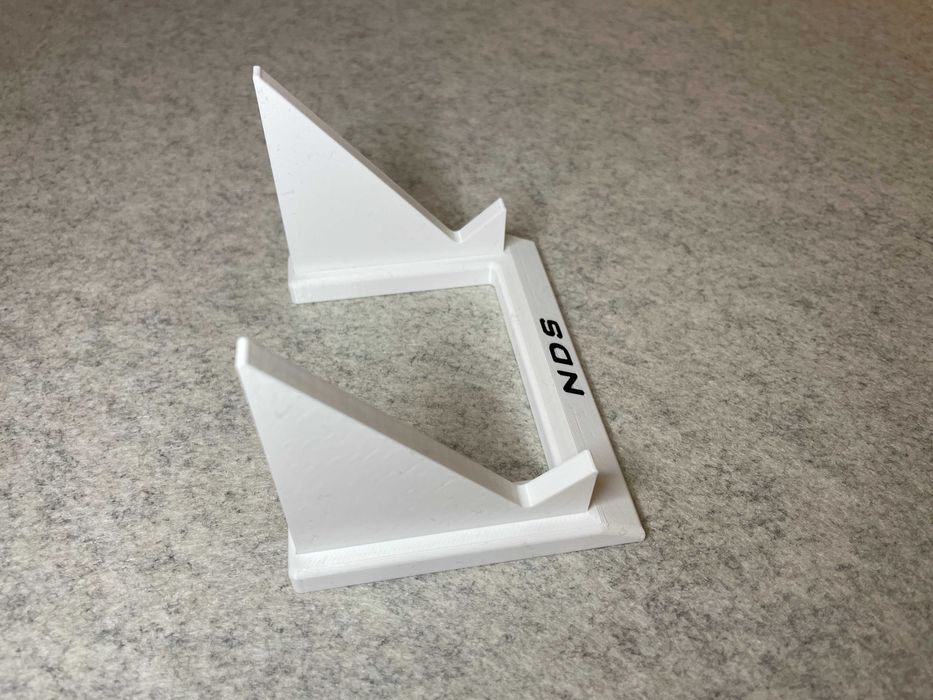 Stojak na konsole Nintendo DS/3DS biały