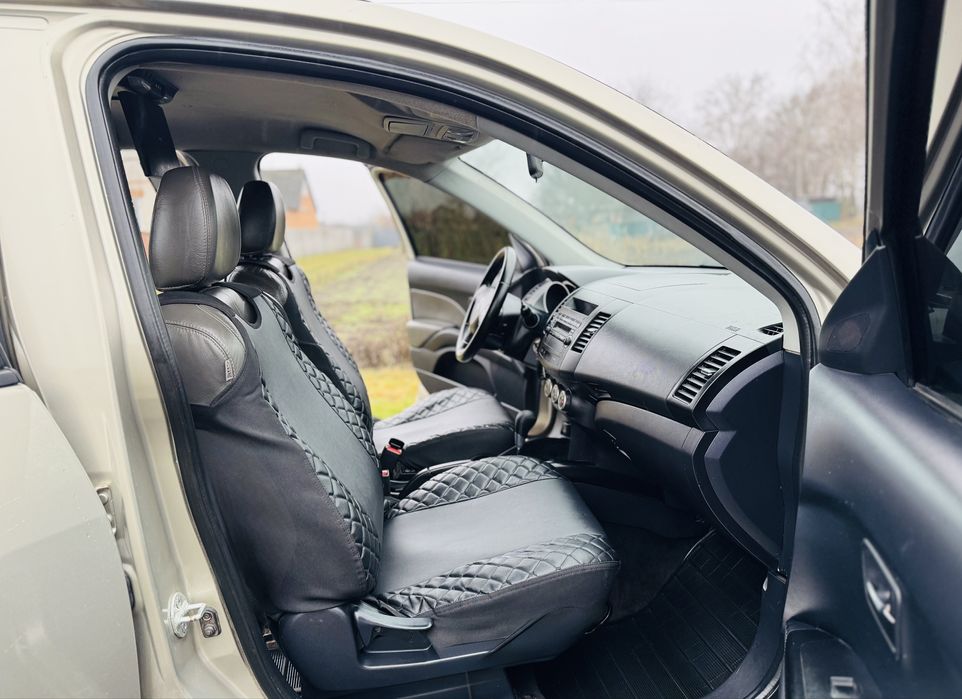 Mitsubishi Outlander XL 2.4 CVT 4WD Intense 2008р