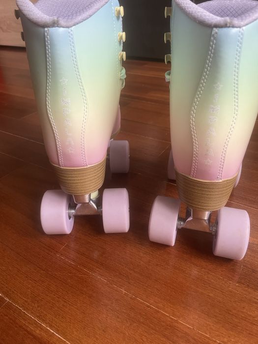 Patins 4 rodas tam. 37