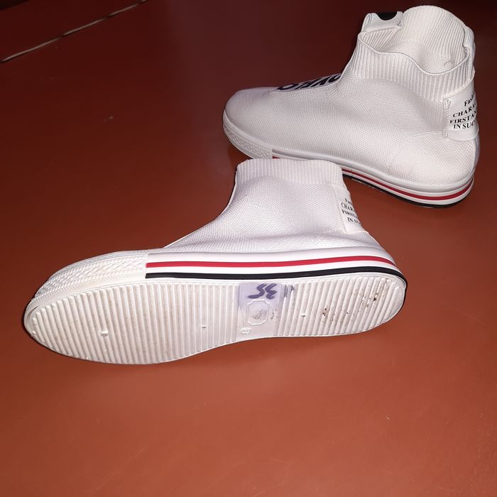 Кроссовки - носки.