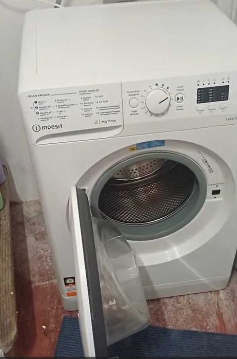 Máquina de lavar roupa 7kg INDESIT   - Venda para Desocupar casa em CASTELO DE VIDE