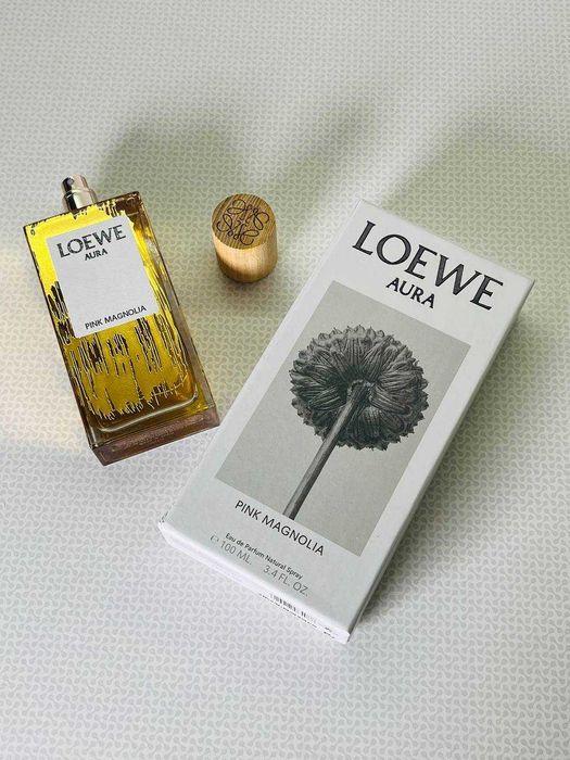 Парфуми Loewe Aura Pink Magnolia
