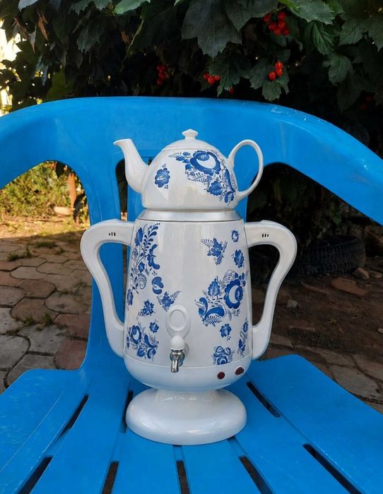 Електричний самовар з керамічним чайником заварником та краном