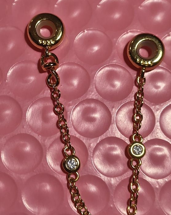 Charms do bransoletki i łańcuszek zabezpieczający
