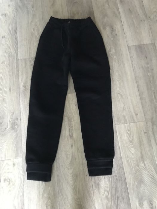 Продам штаны спортивные