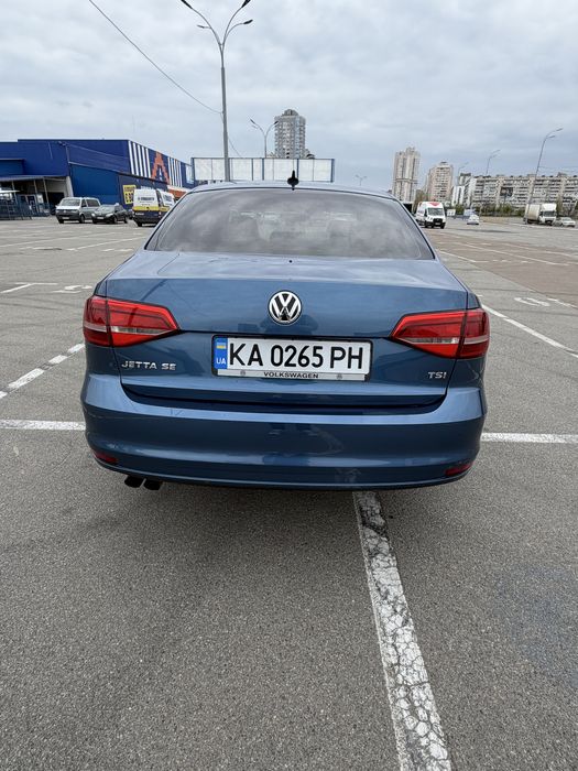 Продаю Volkswagen Jetta 2015