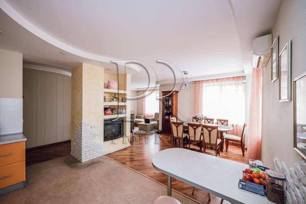 Продаж 3к квартири. м. Лівобережна. Микільсько-Слобідська 6