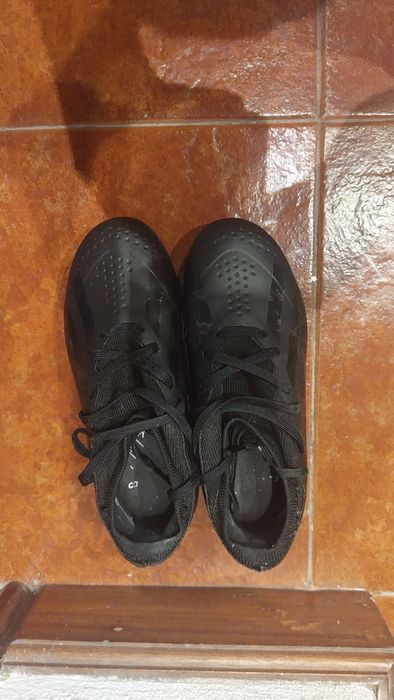 Chuteiras pretas