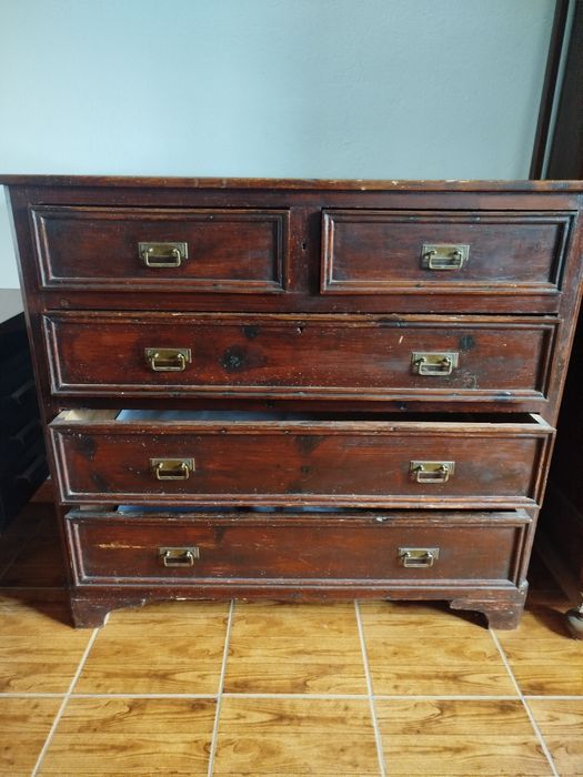 Cómoda antiga para restauro