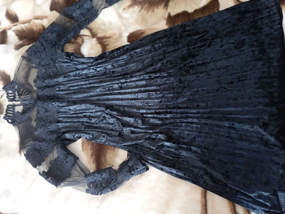 Плаття,сукня,жінкам