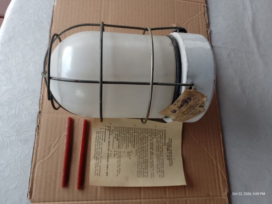 Fabrycznie nowa lampa oprawa OPS z PRL loft retro