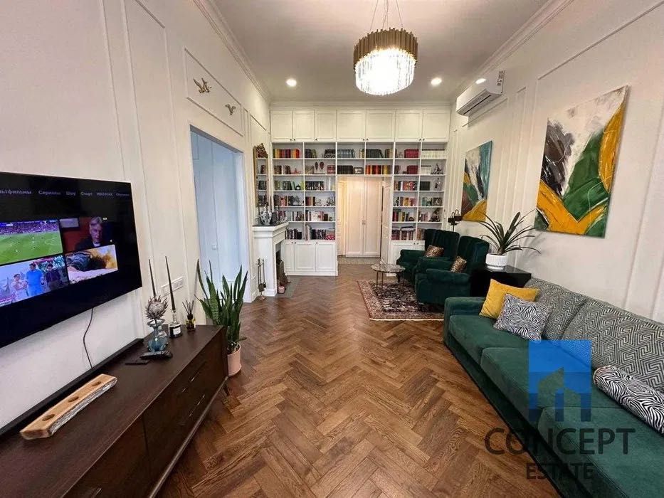 Продам дизайнерскую 2к в классическом стиле! - View 4