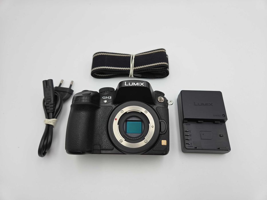 WYPRZEDAŻ Aparat Panasonic Lumix GH3 body - micro 4/3 - idealny stan