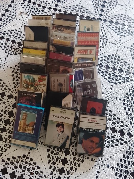 Grande lote de musica e filmes