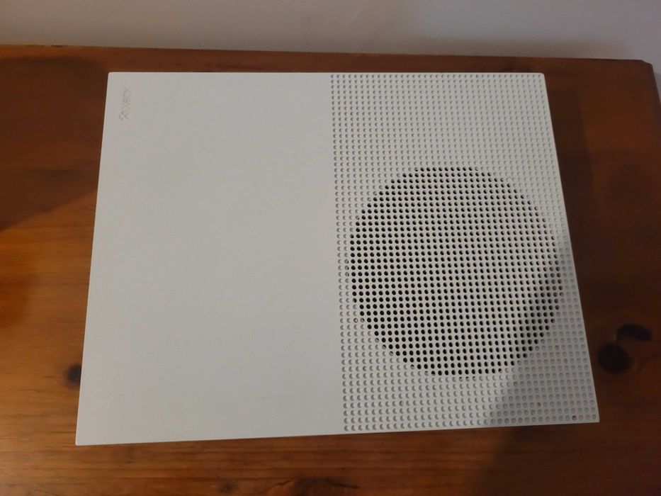 Xbox One S Branco –