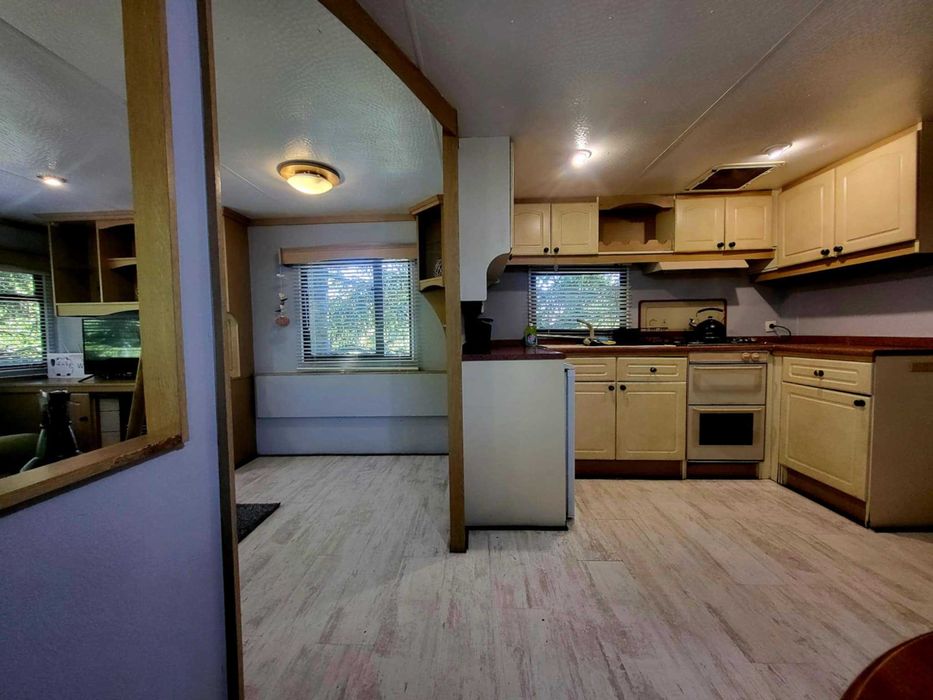 Domek letniskowy nad jeziorem,las,cisza,wędkowanie,ryby