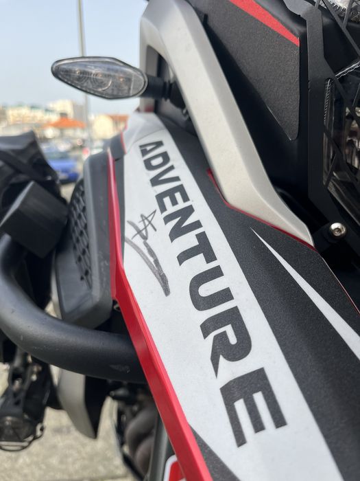 Macbor Montana XR5 500 Black Edition – Assinada por "Ride That Monkey"