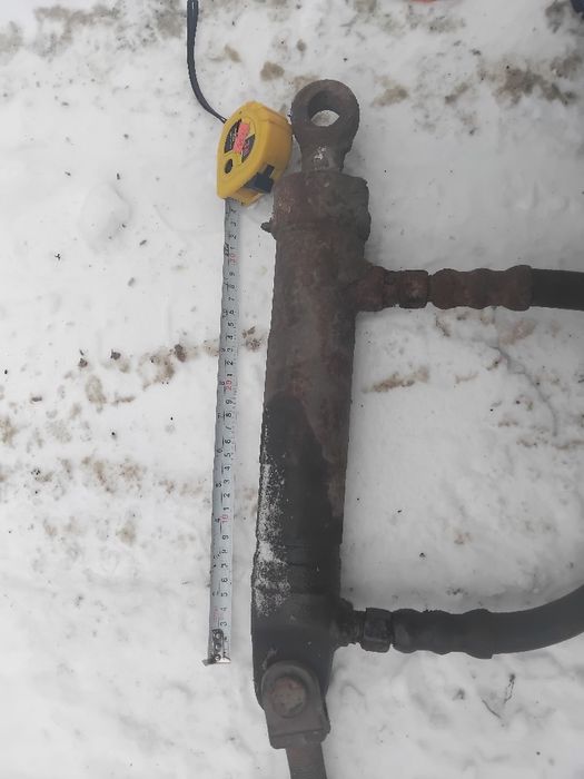 Продам гідроциліндра.