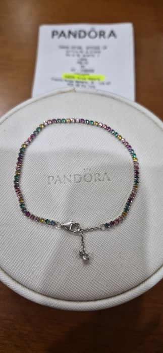 Pulseira Pandora Nova