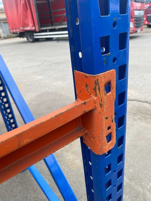 Продам Б/В стелажі для складу. Рами 3-6м. Траверси 1000-3000кг.