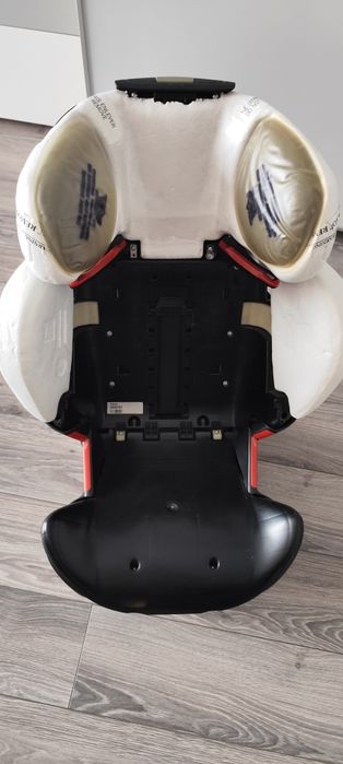 Fotelik maxi-cosi FERO 15-36kg