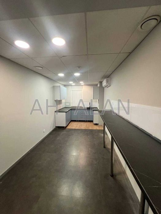 Оренда  офісу на вулиці Спаській. Поділ