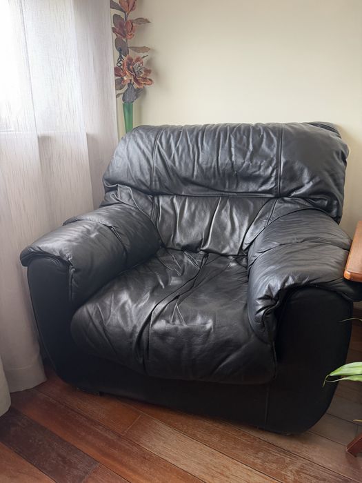 Sofas em pele genuina