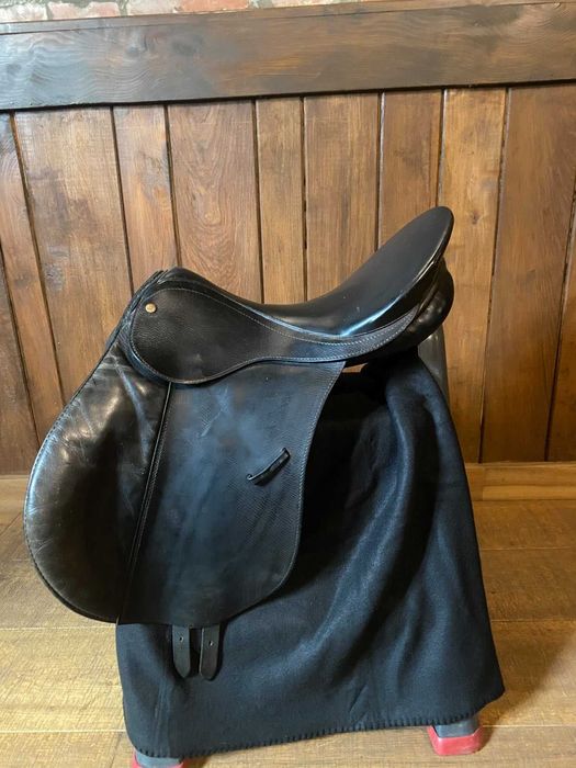 Siodło do ozdoby - uszkodzona terlica