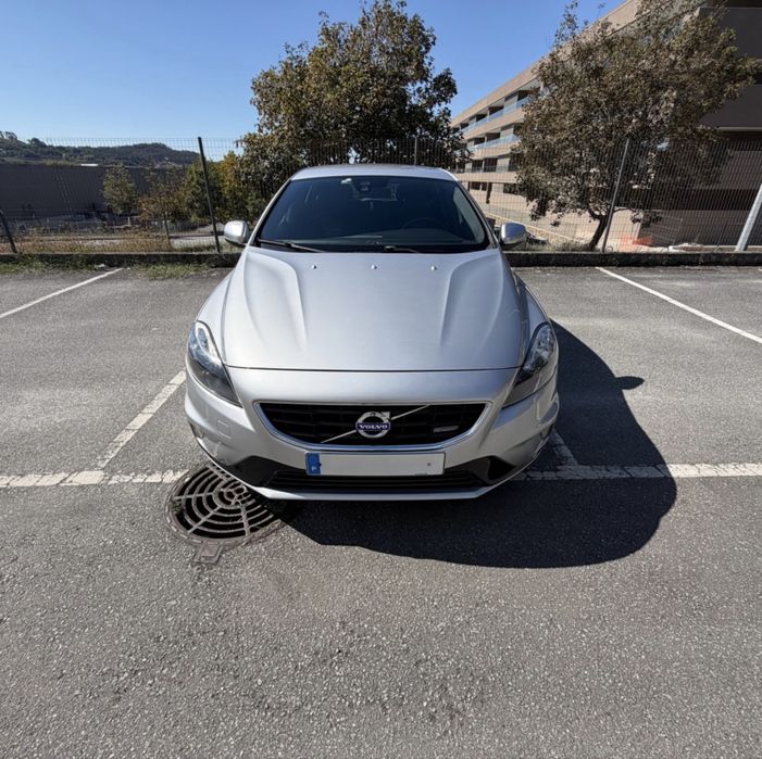 Volvo V40 R-Design
