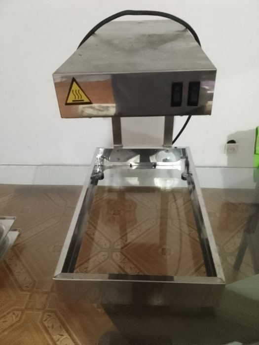 Máquina de manter comida quente