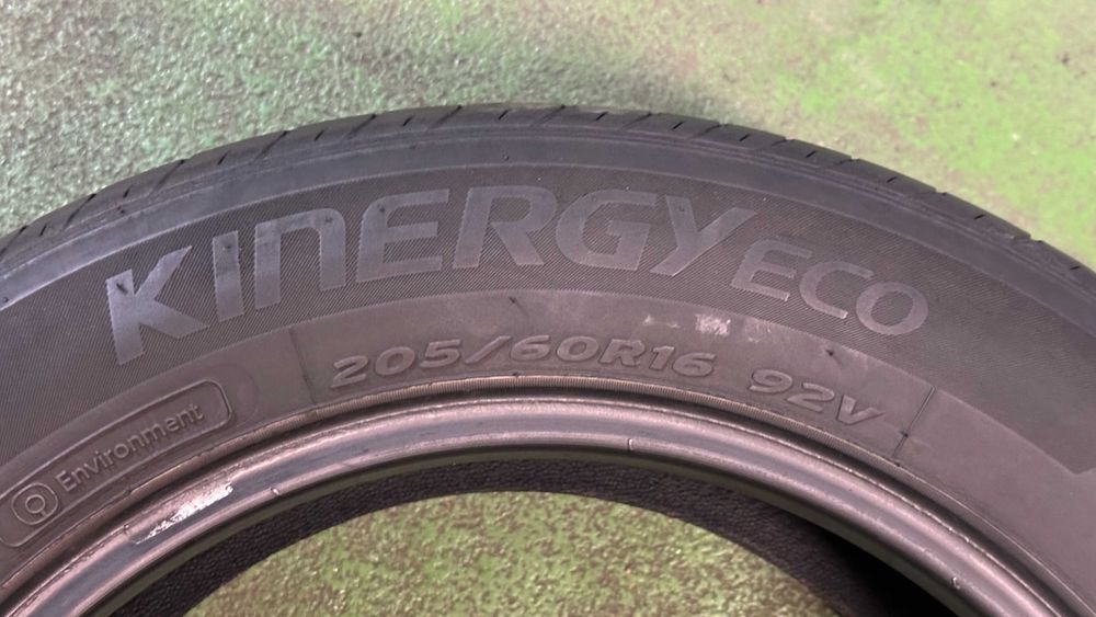 Para 205 60 R16 92V Hankook Kinergy Eco bieżnik 2x4,8mm