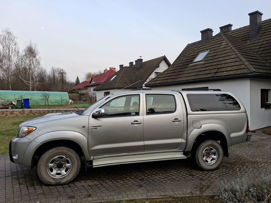 Toyota hilux  w bardzo dobrym stanie!