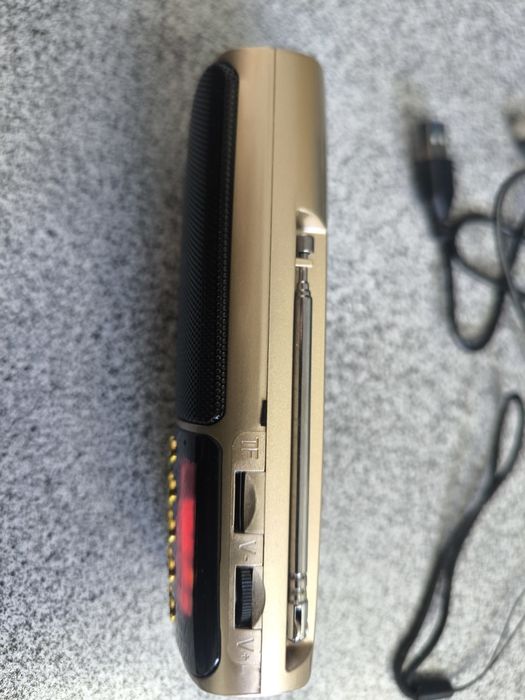 Радіо з годинником PERYOM M-127