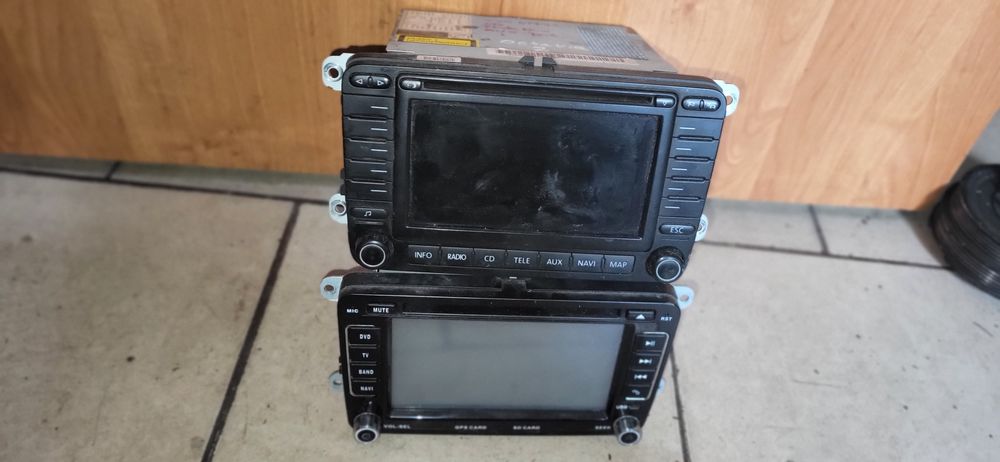 Radio VW Passat B 6 B7 Tiguan Touran Octavia 2 Z Pisemną Gwarancją