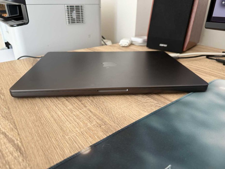 MacBook Pro 16 M3 MAX 36GB 1TB Bateria 100% Space Black