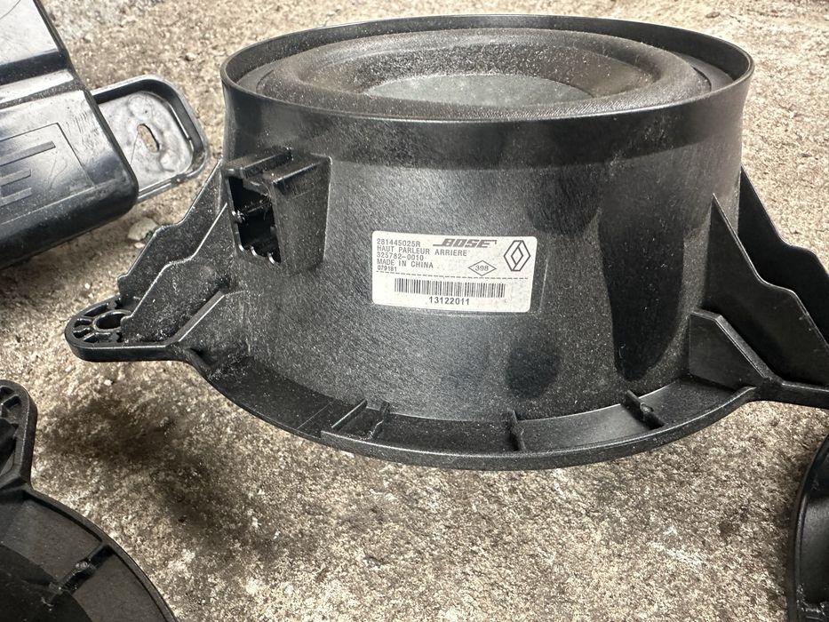 Динаміки Bose, підсилювач,сабвуфер піщалки Меган 3, Сценік 3