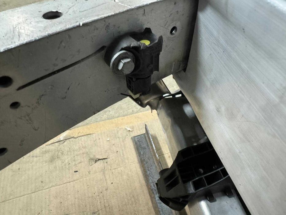 PAS PRZEDNI KOMPLET CHŁODNIC Radary High Mercedes X253 W253 GLC 15+ EU