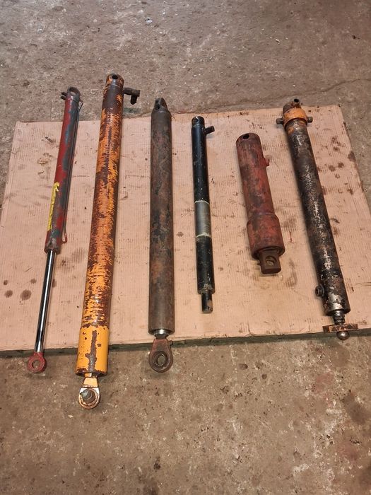 Siłownik hydrauliczny wywrotu d-35 star d-47