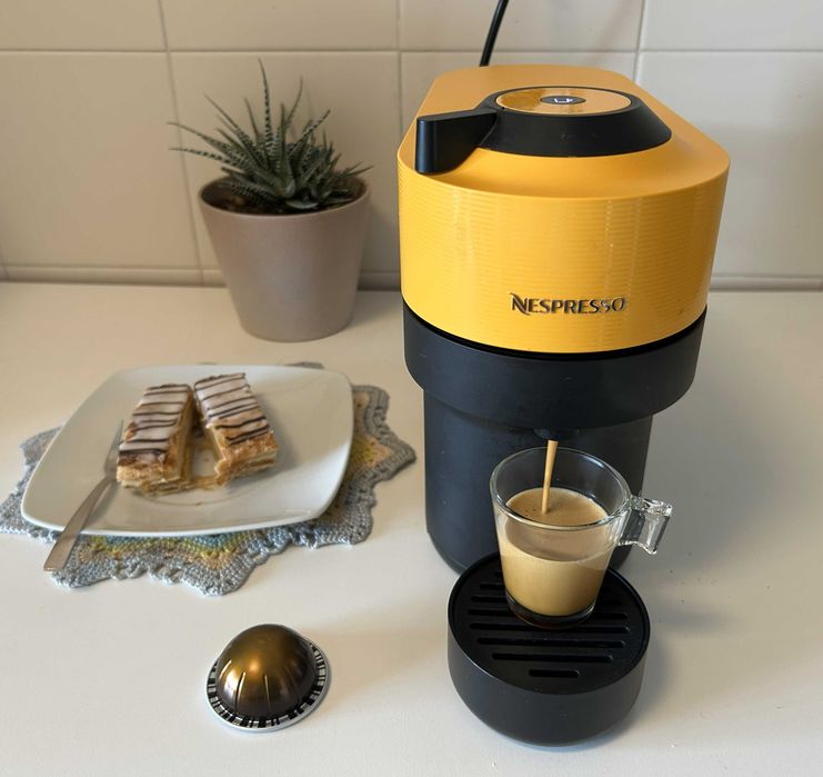 Máquina café Nespresso VERTUO