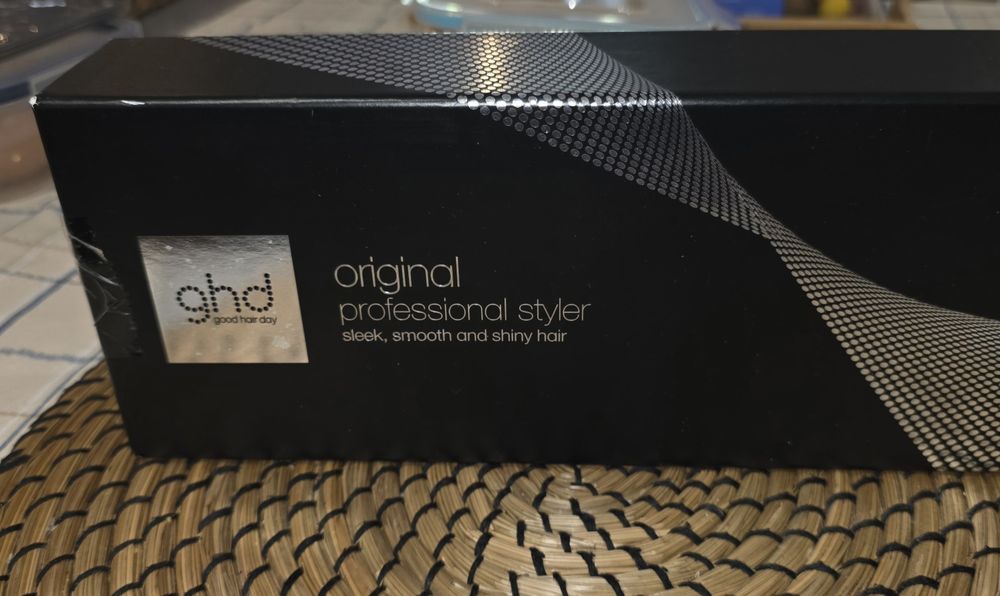 Prancha alisador e ondas cabelo profissional GHD nova caixa fechada