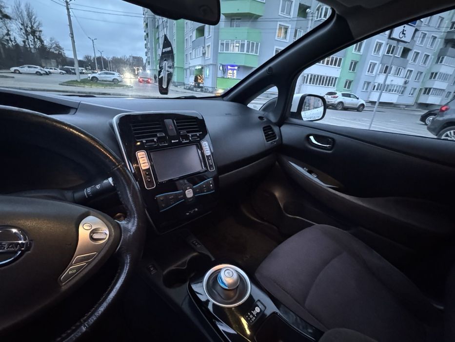 Nissan leaf 2013 рестал