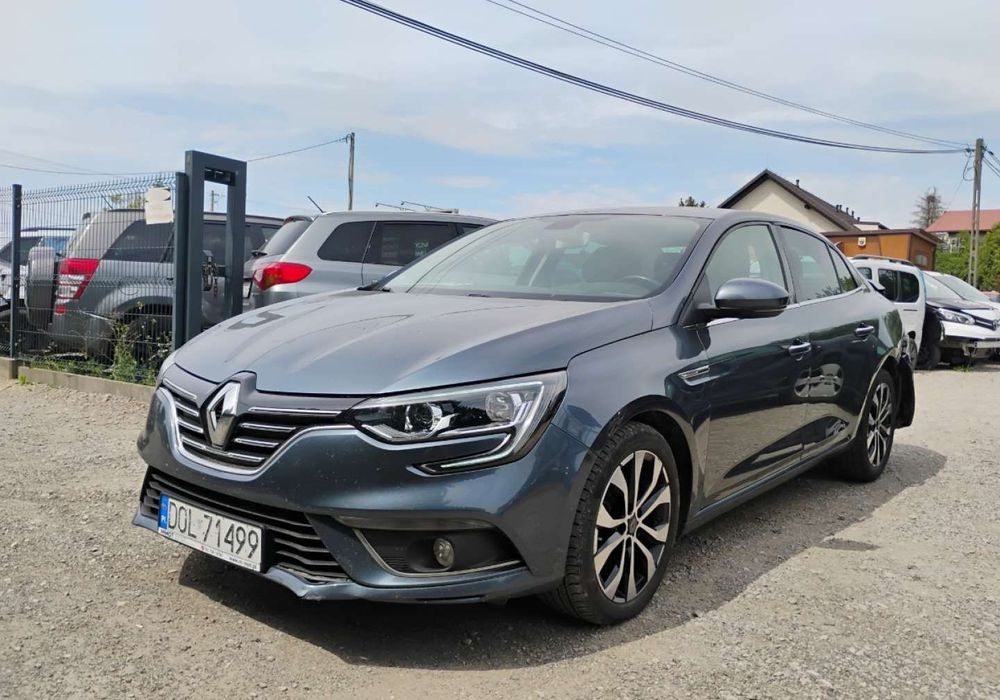Renault Megane 11/2016r, SALON POLSKA. 1.5 DCI.  Uszkodzony tył. Jeździ.