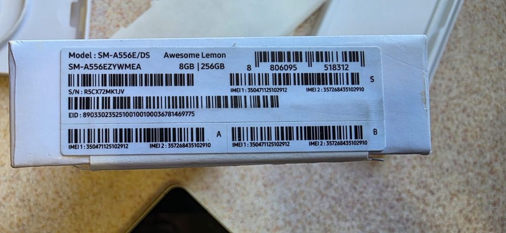 Телефон Samsung A55 під відновлення