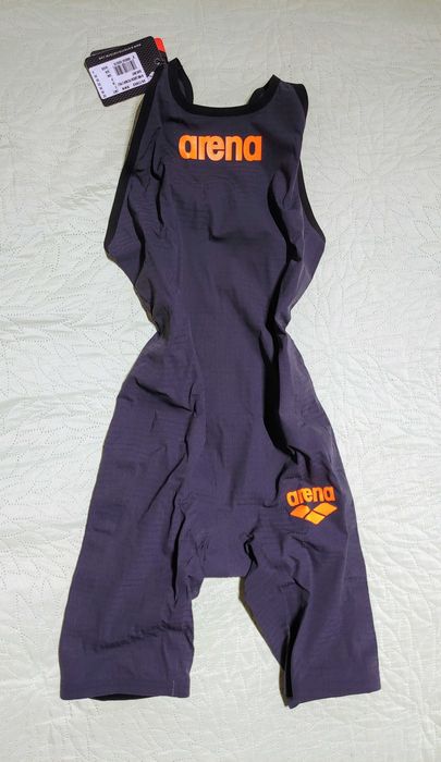 Nowy Strój startowy Arena Carbon Pro Mark 2